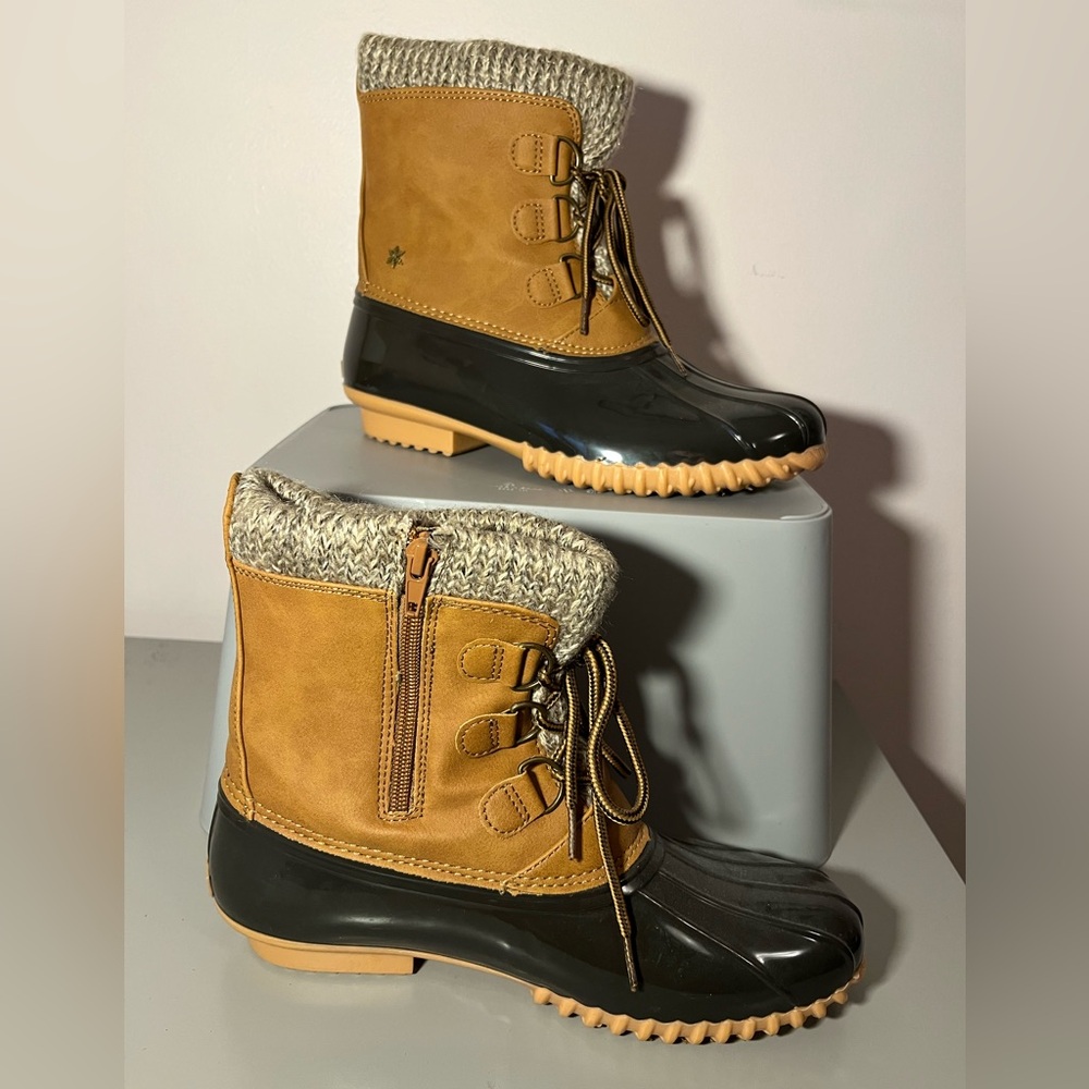 Porto boots. Size 8M. Worn once.